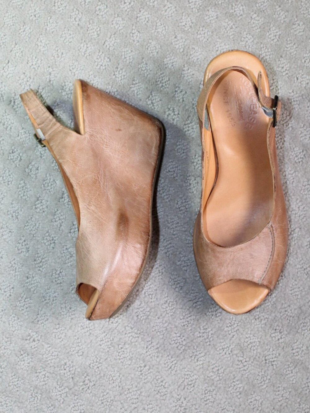 Korkease Size 8 / 39 Tan Leather Slingback Wedge Heels